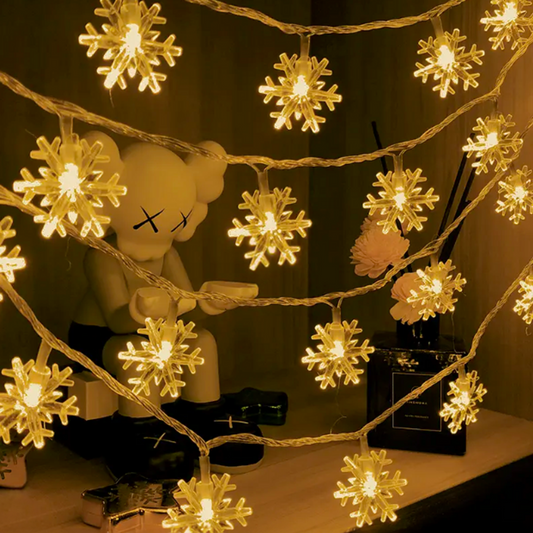 Snowflake fairy lights